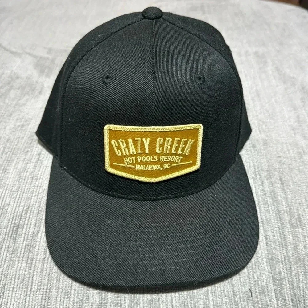 Baseball hat (like new)